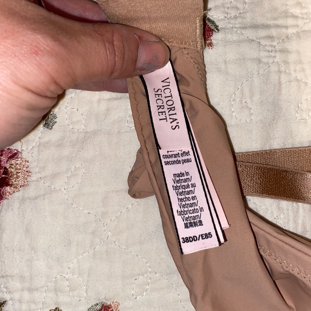 Victoria’s Secret bra - Picture 4 of 4